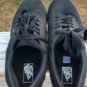 Vans in black, size 12, like new condition